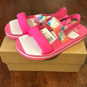 **NEW** ugg girls sandals